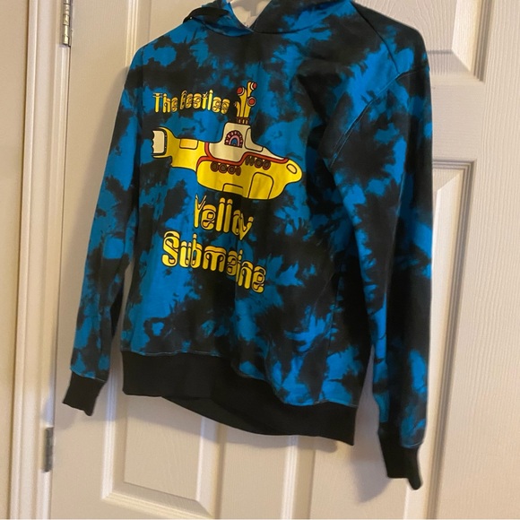 Tracksuit - Picture 1 of 6